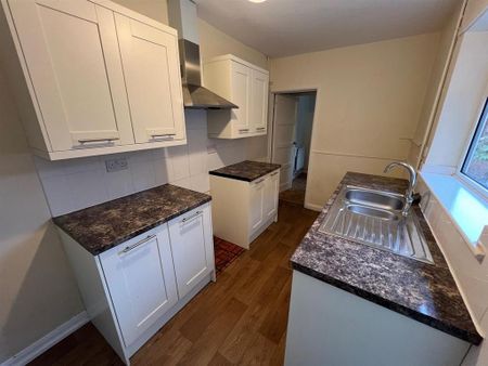 2 bedroom terraced house to rent - Photo 5