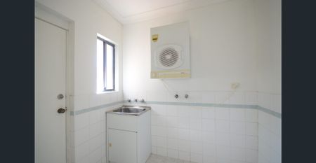 Spacious & Modern 3 Bedroom Villa!! - Photo 4