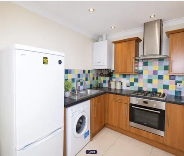 2 bedroom flat to rent - Photo 4