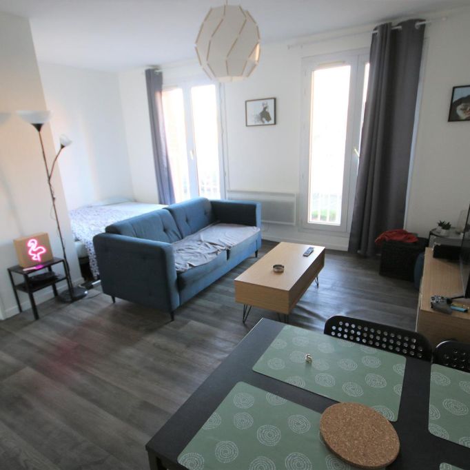 Location Appartement 1 pièce 27m² LILLE 59000 - Photo 1