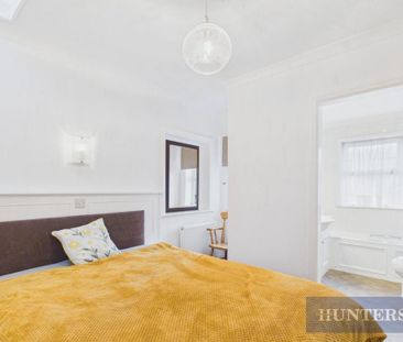 2 bedroom apartment to rent - Photo 6