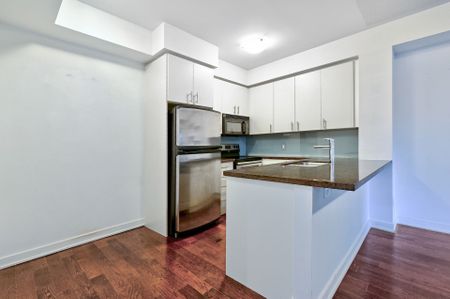 For Lease - 13 Oak Street, Toronto, Ontario - Photo 5