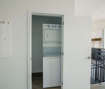 9675 Av. Papineau, Montréal, QC - Photo 1