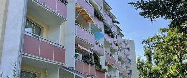 2-Zimmer-Wohnung mit Einbauküche - Foto 1