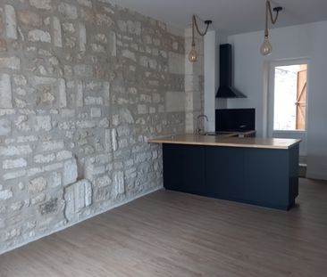 Location Appartement 2 pièces 33m² ANGOULEME 16000 - Photo 3