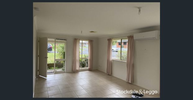 Three bedrooms, two bathrooms! - Photo 1