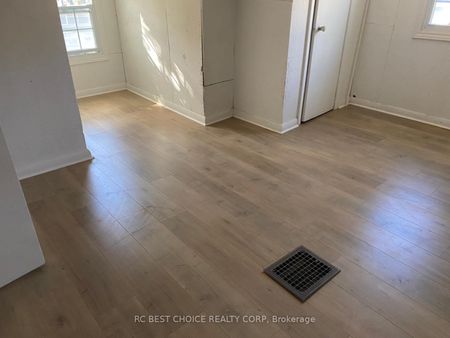 For Lease - 1705 Simcoe Street, Oshawa, Ontario - Photo 5