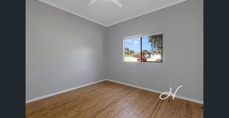 CHARACTER COTTAGE WITH LAKESIDE CONVENIENCE - Photo 3