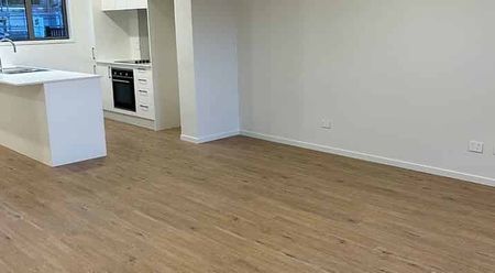 Chic 3BR Hobsonville Townhouse! - Photo 2