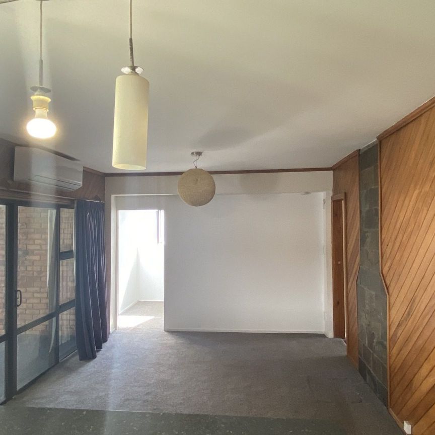 8 Freyberg Avenue, Papatoetoe - Photo 1