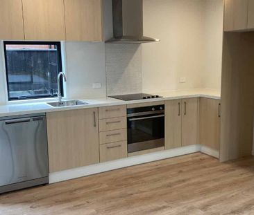 Two Bedroom Townhouse - Photo 2