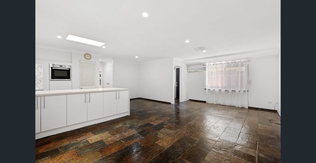 Perfect Family Home - Photo 1