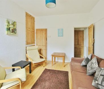 4 bedroom terraced house to rent - Photo 2