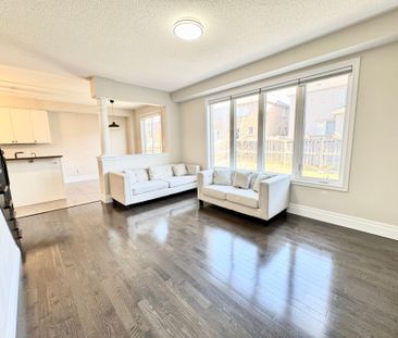 For Lease - 11 Stoyell Drive, Richmond Hill, Ontario - Photo 3