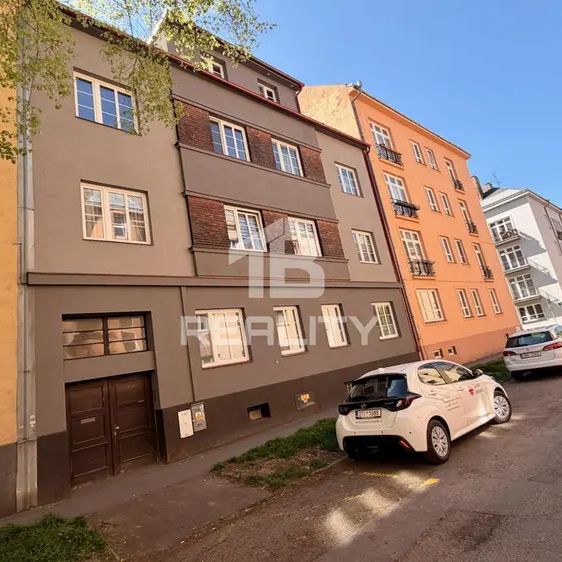 Pronájem bytu 2+1, 60 m - Фото 1