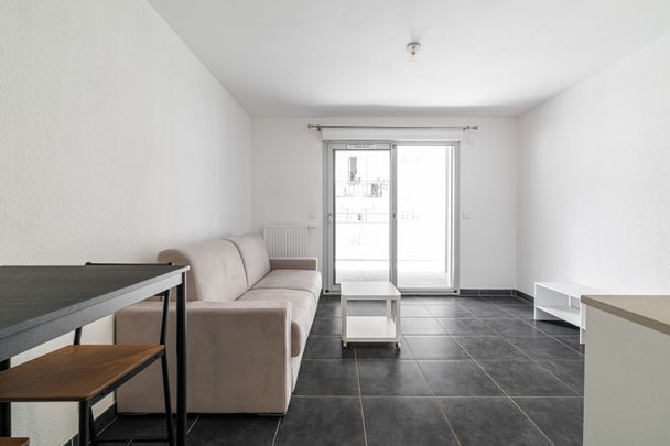 Location Appartement 1 pièce 24m² NICE 06100 - Photo 1