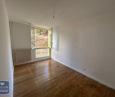 Location Appartement 5 pièces 84m² MARTIGUES 13500 - Photo 1