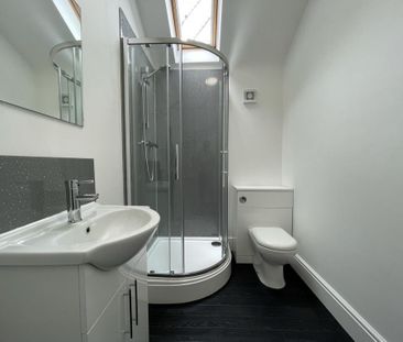 2 bedroom house to rent - Photo 1