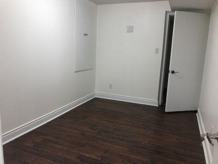 For Lease - 10 Amaretto Court, Brampton, Ontario - Photo 2