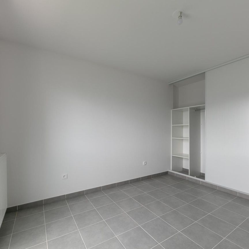 location Appartement F3 DE 58.1m² À BLAGNAC - Photo 1