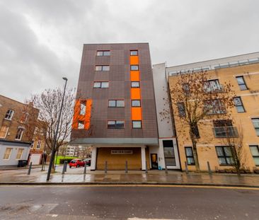 Room in a Shared Flat, Park View Court, E3 - Photo 6