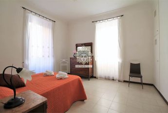 Trilocale con cortile