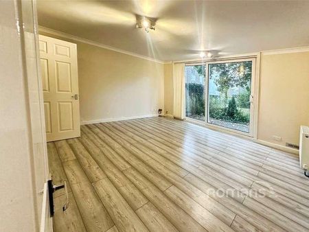 Dunwood Court, Boyn Valley Road, Maidenhead, SL6 - Photo 2