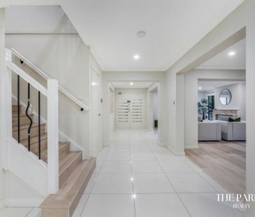 Exceptional 5-Bedroom Modern Residence in Middleton Grange - Photo 6