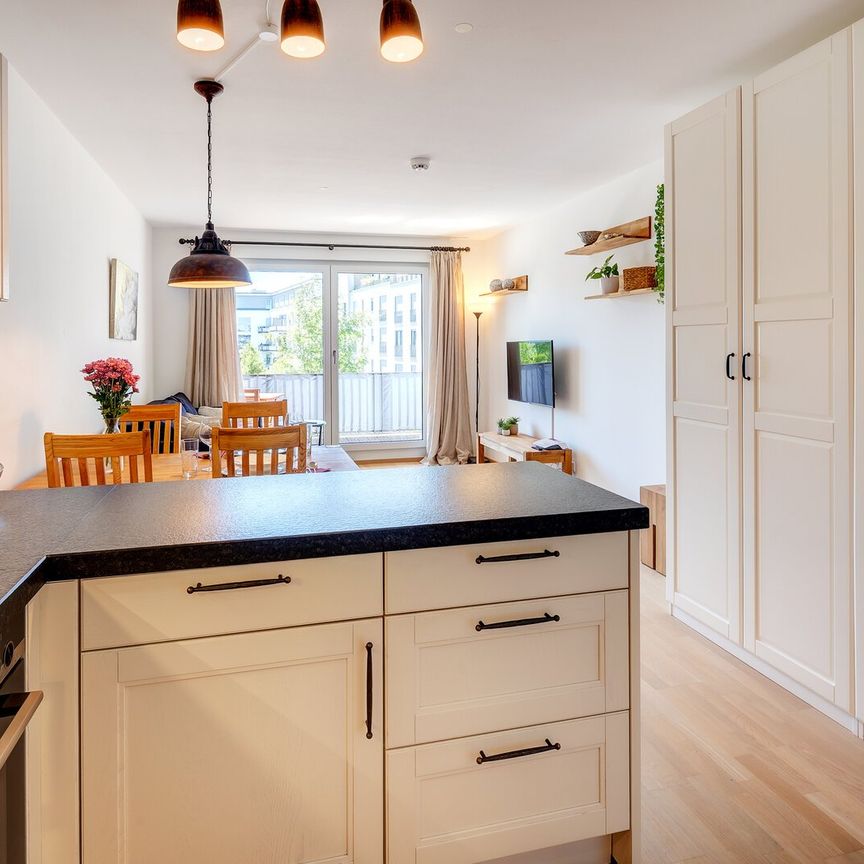 Sunny furnished apartment with south-balcony - Photo 1