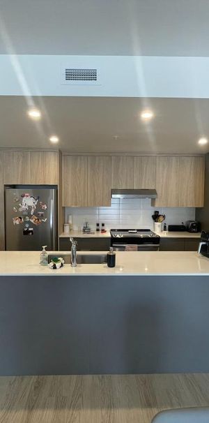 Condo lumineux à louer - Photo 1
