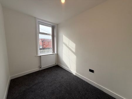 Kyan Street - Photo 5