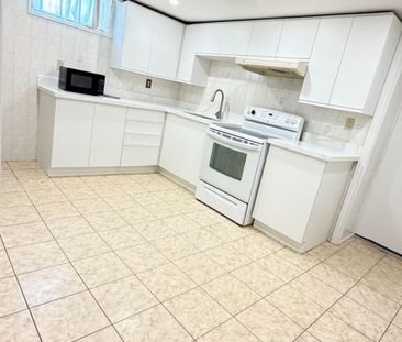 For Lease - 5 Rockport Crescent Unit# Main, Richmond Hill, Ontario - Photo 5