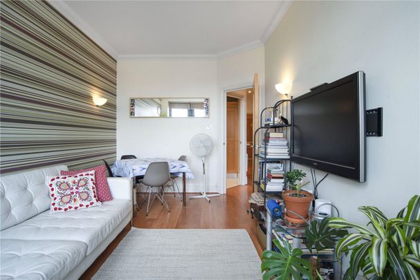 Belvedere Road, London, SE1 8YW - Photo 1