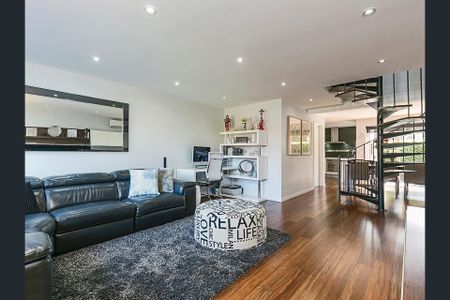 Unit 4/391 Dandenong Road, Armadale. - Photo 2