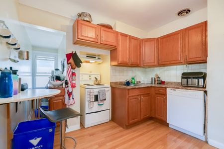 For Lease - 50 Glenrose Avenue Unit# 5, Toronto, Ontario - Photo 2