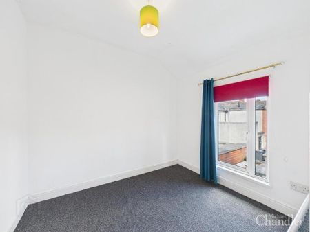 83 Frenchpark Street, Belfast, BT12 6HZ - Photo 4