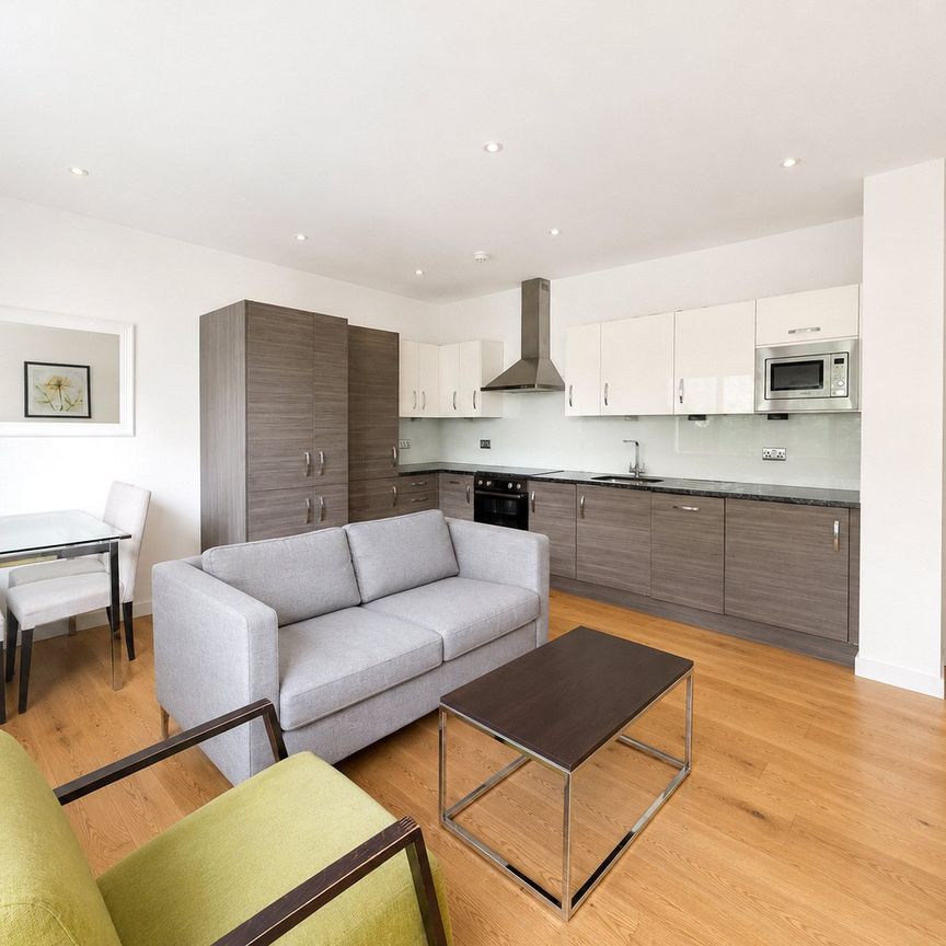 2 bedroom apartment to rent - Photo 1