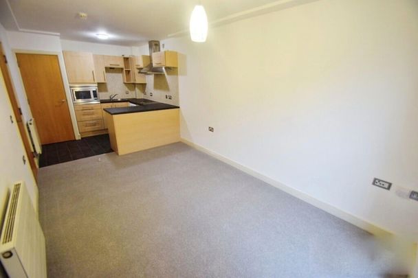 Baker Street - Photo 1