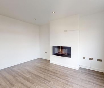 Westfield Mount, Yeadon, Leeds - Photo 6