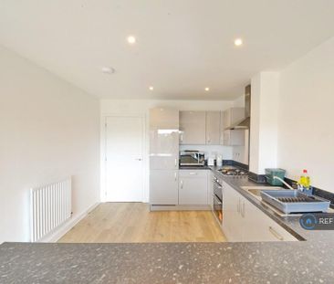 1 bedroom in a house share to rent - Photo 5