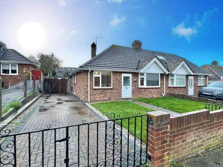 2 bedroom bungalow to rent - Photo 3