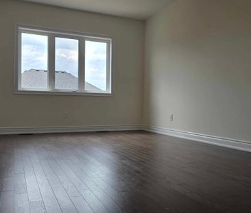Upper level 4 bedroom home for rent Barrie/Springwater - Photo 2