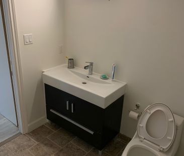 For Lease - 48 Briar Road, Barrie, Ontario - Photo 2