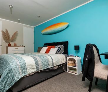 4 Bedroom in Bayview - Photo 2