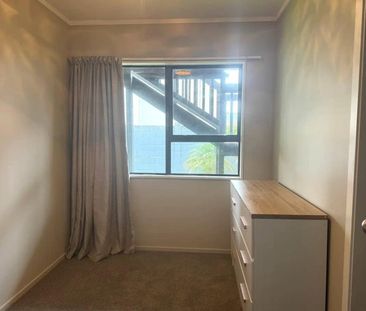 Charming 4-Bedroom Family Home - Photo 6