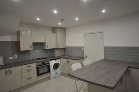 5 bedroom terraced house to rent - Photo 5