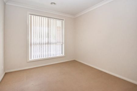 12 Hughes Street, Orange. - Photo 2