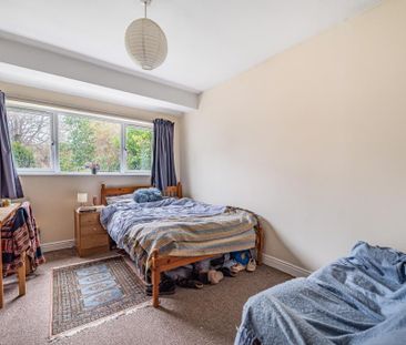 5 bedroom semi-detached house to rent - Photo 2