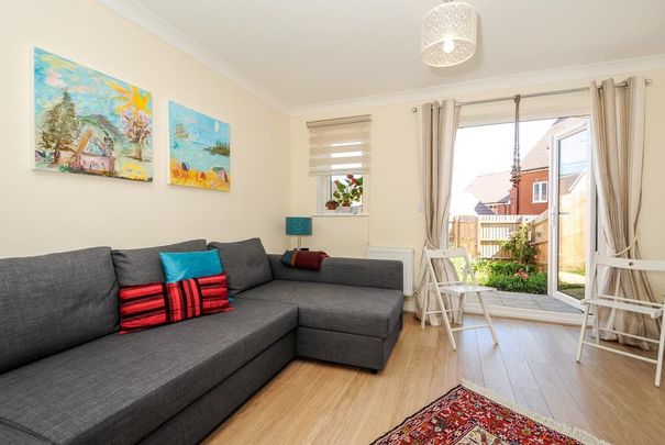 2 bedroom terraced house to rent - Photo 1