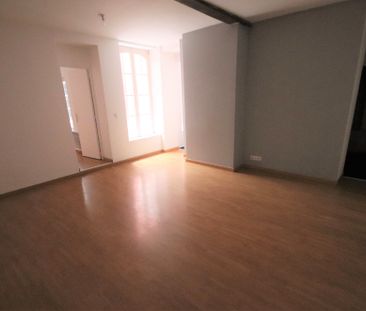 T2 de 49.60 m², rue de St André – Vieux Lille réf 28-002 - Photo 6